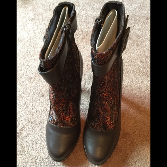 🆕 Anne Michelle Vintage Tapestry Boots, Sz  8 - Picture 4 of 6